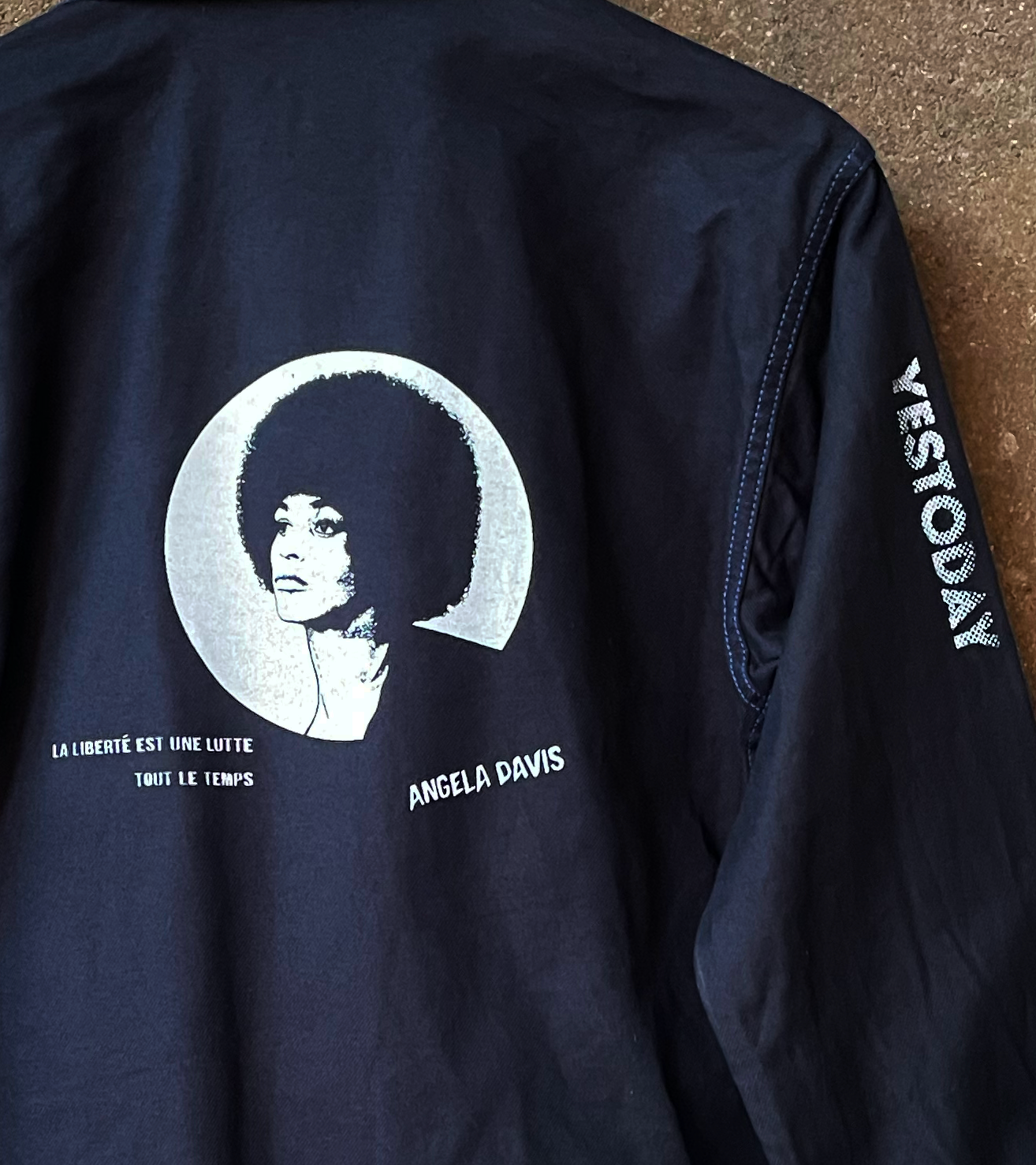 Veste de travail reteinte en noir Angela – Image 4